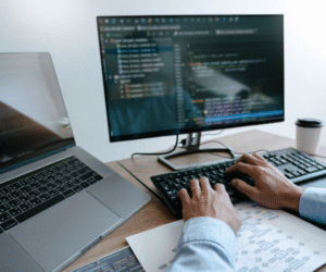 What are the unmeasurable benefits of it outsourcing